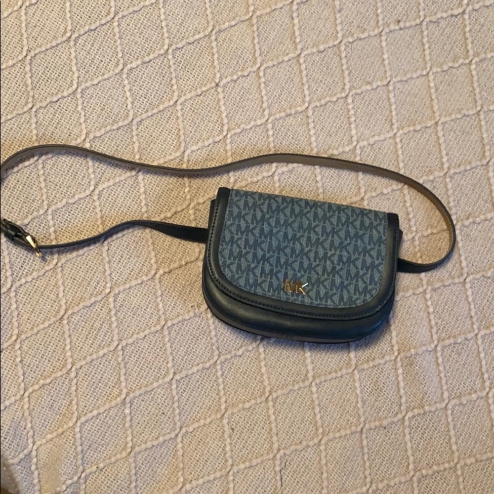 MK Fanny pack (Blue)